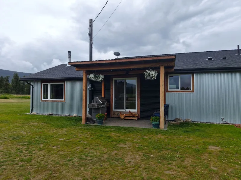 Patio off the dining room: step out the sliding door to the barbecue, steps from the kitchen