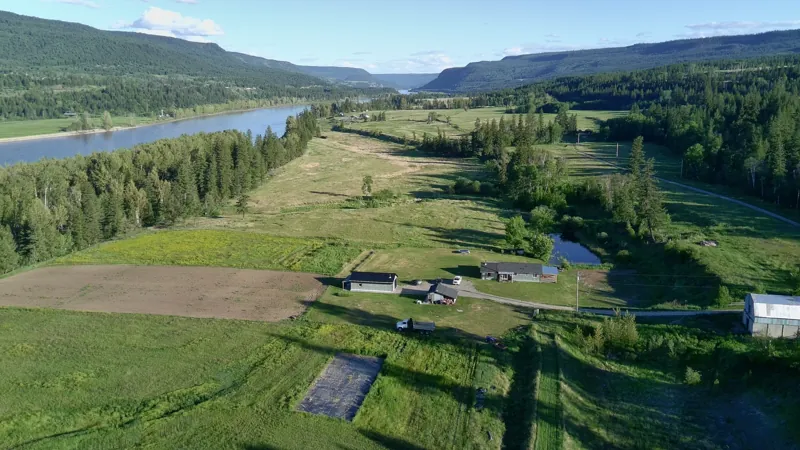 The farm and the valley