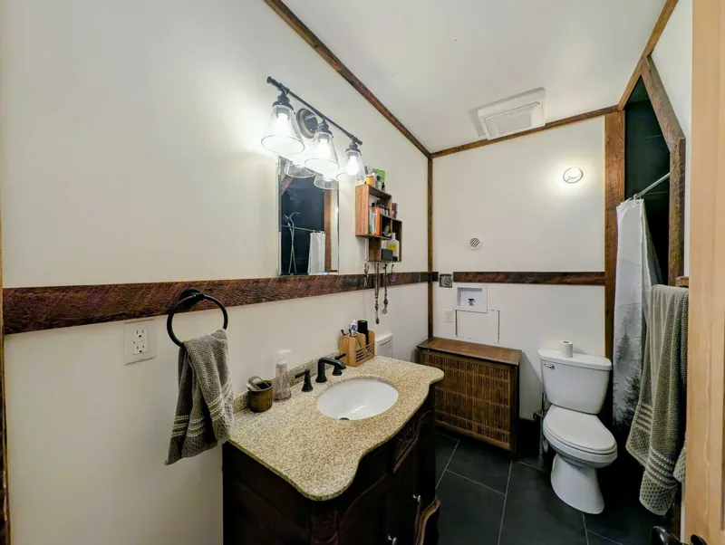 The studio bath